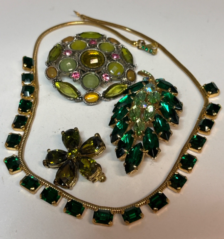 3 Rhinestone Vintage Brooches and Emerald Green Art Deco Rhinestone Necklace