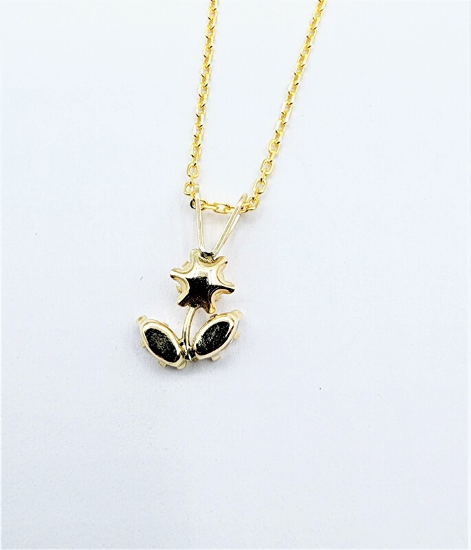 NEW 10KT Yellow Gold Flower CZ Pendant with Gold Plated Sterling Silver Chain, Retail $200.