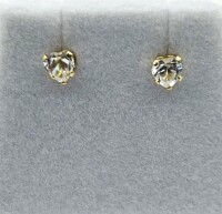 NEW 14KT Yellow Gold CZ Heart Shape Earrings, Retail $300.00.