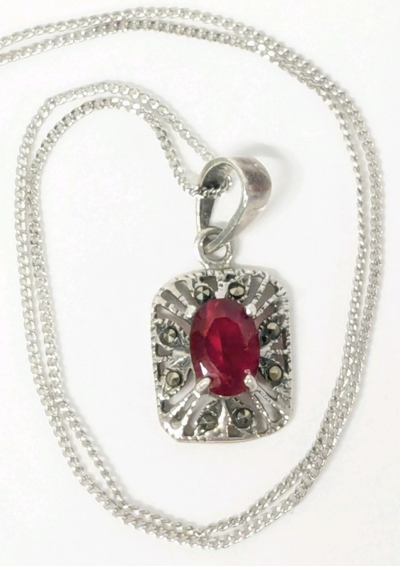 Lovely 925 Silver Prong-Set Faceted Brilliant Red Stone Pendant (1") on 19" Very Dainty 925 Chain