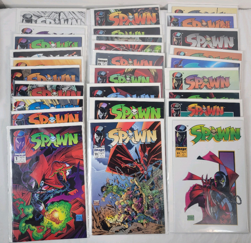 Vintage 1992 SPAWN Image Comics , Complete Run #1 - #18 and #20 - #27 , #29 & #30 . Twenty Eight (28) Issues Total , All Bagged and boarded .