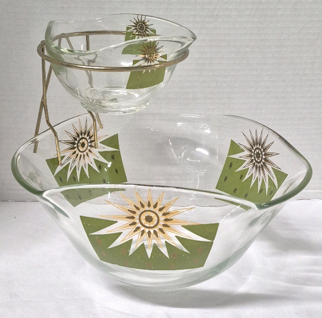 Fantastic MCM Glass Chip & Dip Set - No Chips or Cracks
