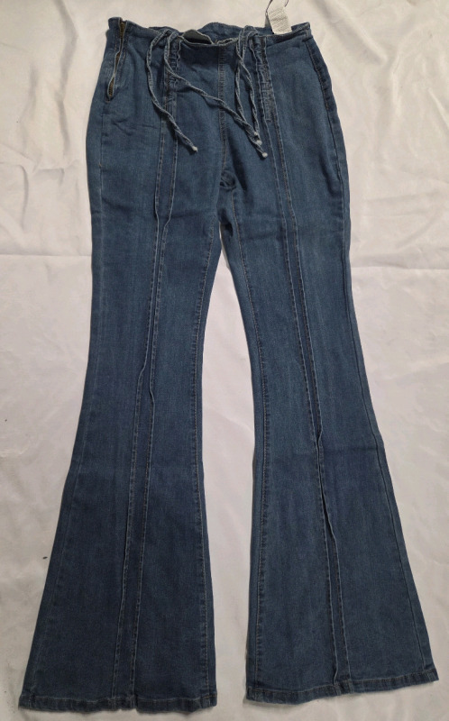 New | Size 30 Women's Bell Bottom/Flare Jeans