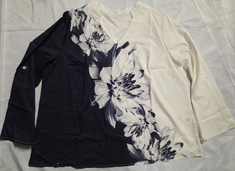 New | Size 2XL Women's Flowey Longsleeve Top