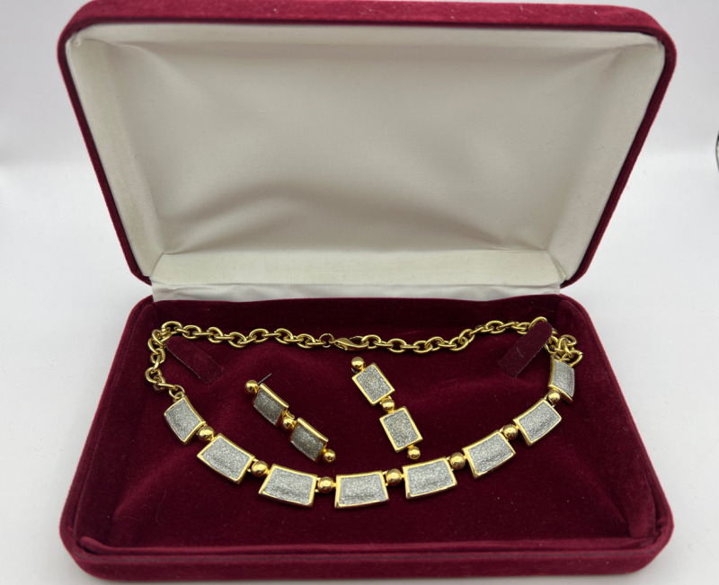 Park Lane signed Vintage Necklace Earring Set Burgendy Box