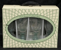 As-New VILLEROY & BOCH : The Ultimate Cocktail Party Kit With 4 Champagne Flutes & 4 Coasters