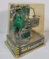 2003 Tek Time Marvel The Incredible Hulk Collector's Clock w/Working Lights . Sealed . Measures 5.5" tall