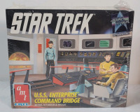 Vintage 1991 AMT 25th Anniversary Star Trek U.S.S. Enterprise Command Bridge Model Kit . Sealed