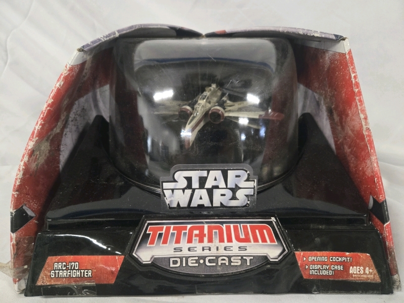 Star Wars Titanium Series Die&bull;Cast Arc-170 Starfighter Figure