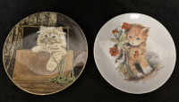 2 Vintage Kitten Collector Plates - 8" diameter