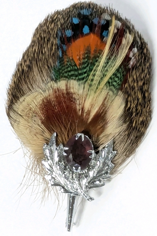 Stunning Vintage 1950s Feather Plume Brooch / Kilt Pin in Excellent Condition - 4" Long