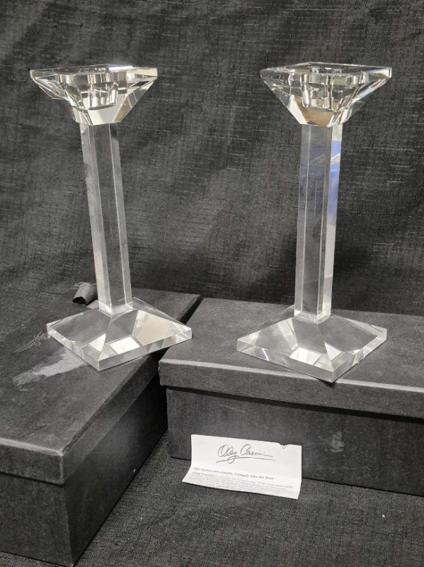 2 Stunning Oleg Cassini Crystal Candlesticks 8" Tall Signed