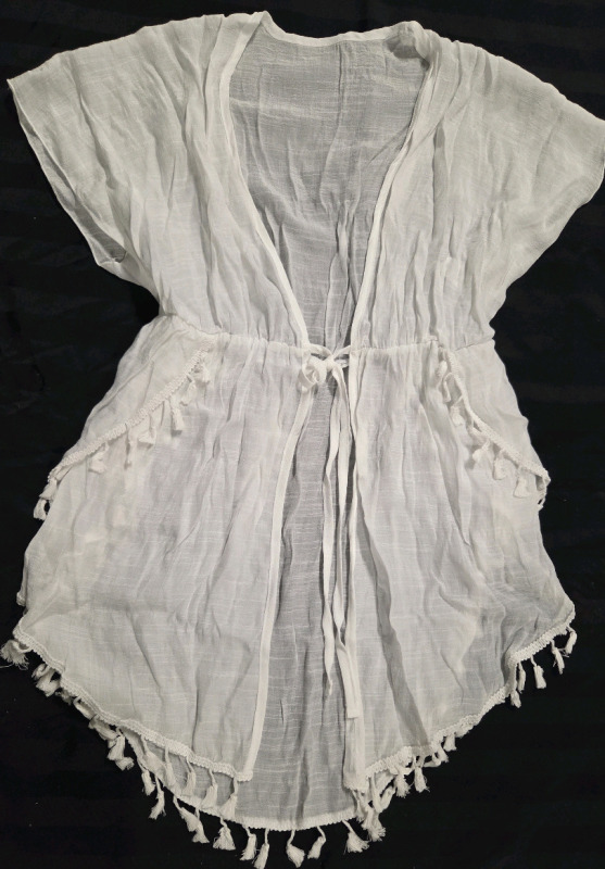 New | Size L Women's Lovely Bathing Suit Cover