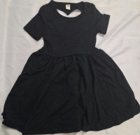 New | Size 5y Kid's Heart Cutout Dress