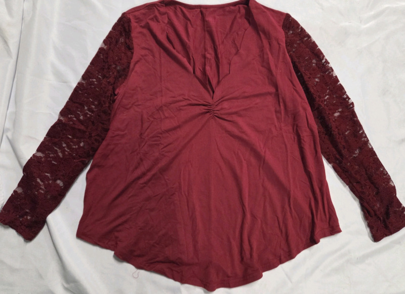 New | Size 0XL Women's Lovely Lace Long Sleeve Shirt