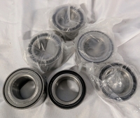 6 As New Front Wheel Bearings. Unknown Make and Model. 2 Different Styles.