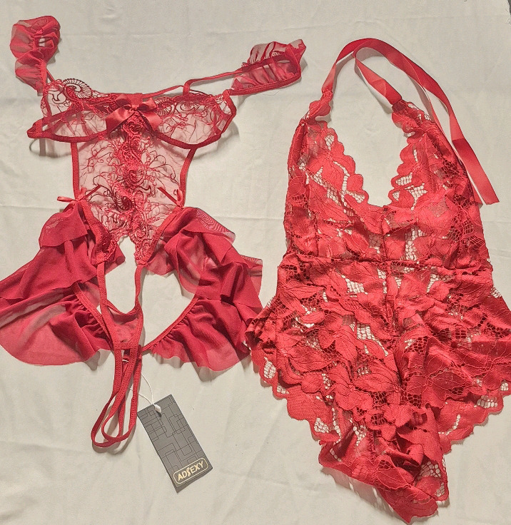 2 New sz Medium & O/S Women's Lingerie