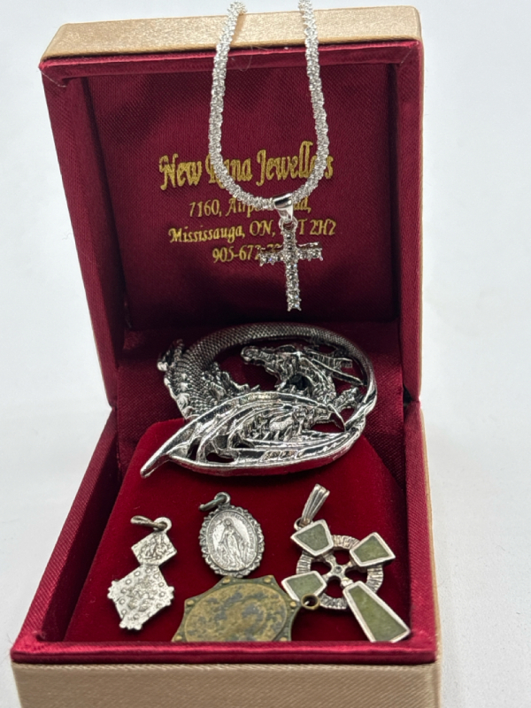 Religious Medals Necklace with Cross / Calamara Ireland Cross