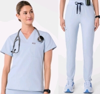 New Size XS / Small Tall Women's FIGS Catarina One-Pocket Scrub Top & High Waisted Yola Scrub Pants | Retails Over $130!
