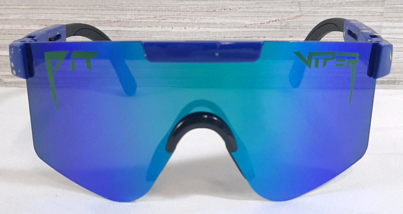 New Pair of 4&frac12;" Children's Pit Vipers