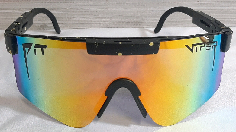 New Pair of 6" Pit Vipers