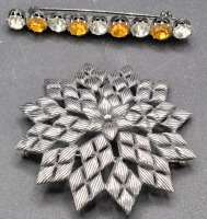 2 Vintage Brooches - Bling Bling