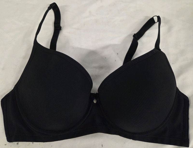 New | Size 85C Women's Lovely Bra w/ Rhinestone Dangler