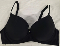 New | Size 85C Women's Lovely Bra w/ Rhinestone Dangler