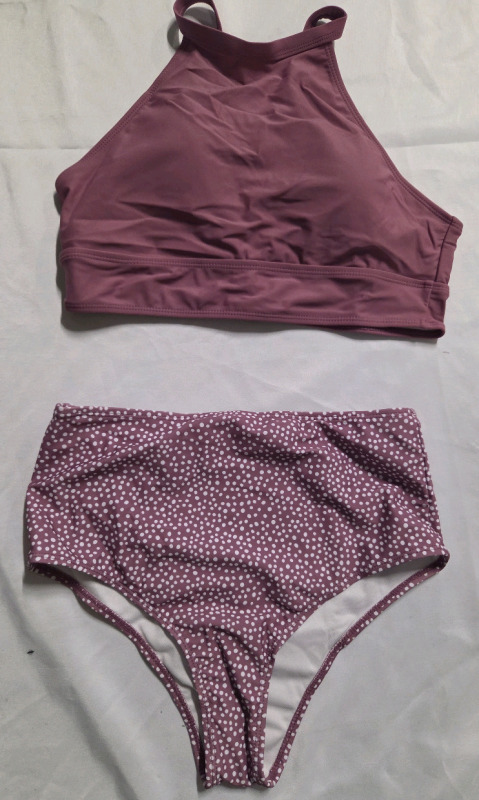 New | Size Large Women's 2 Piece Bathing Suit