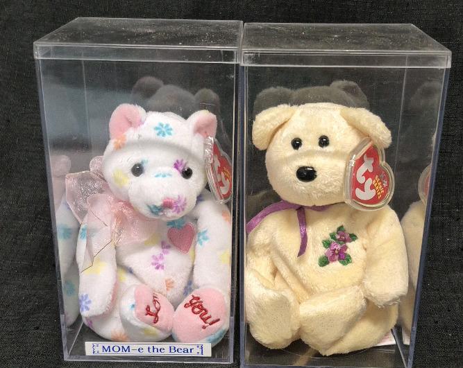Vintage 2002 Ty Beanie Babies Bears In Hard Display Cases - Mother & Mom-e