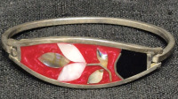 ALPACA Mexico Bracelet with Floral Design