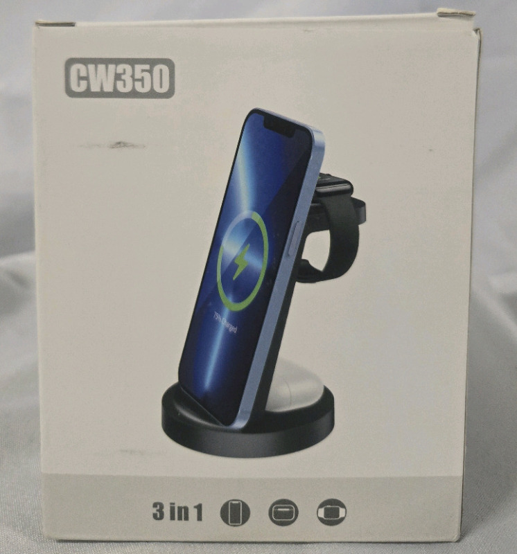New In Box | Wireless Charger for Apple iPhone 3-In-1
