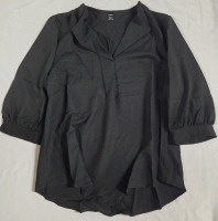New | Size M Women's Stunning Blouse