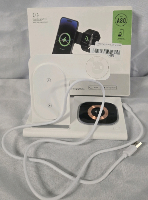 New | 3-In-One Night Light Foldable Wireless Charging Station
