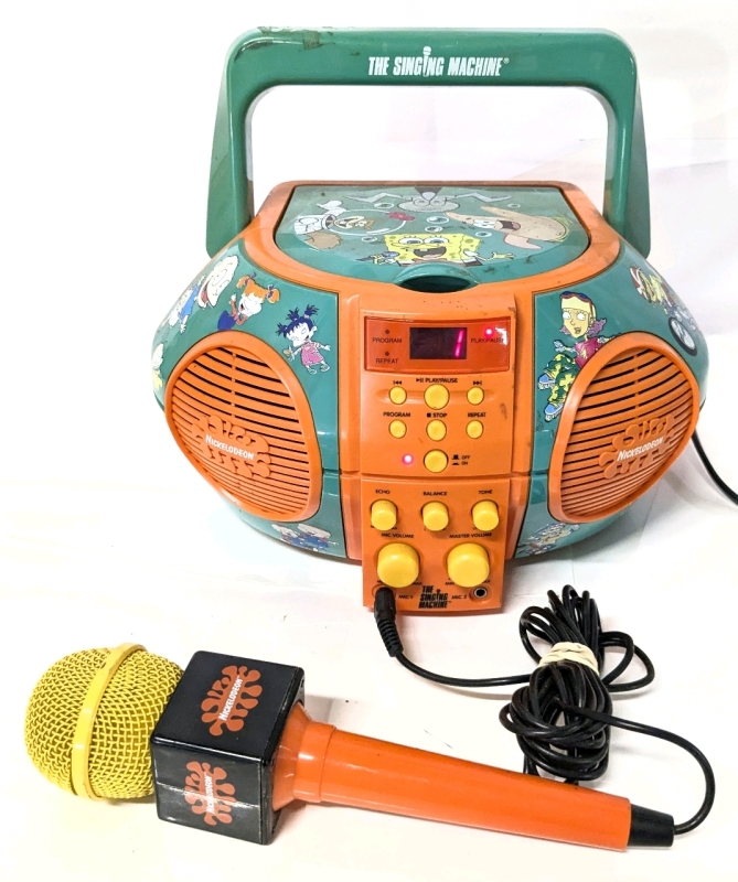 Vintage 2002 NICKELODEON The Singing Machine Boombox with Microphone & Mickey CD - Tested for Power and Ability to Play CDs Only