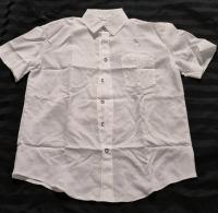 New sz Medium Men's Short Sleeve Shirt