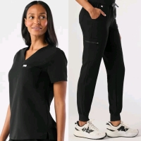New Size MED/Med Reg Women's FIGS: Catarina One-Pocket Scrub Top & Zamora Jogger Scrub Pants | Retails Over $130!