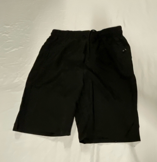 New Size Medium Men&rsquo;s Lightweight Drawstring Shorts