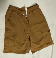 New Size Medium Men&rsquo;s Lightweight Cargo Drawstring Shorts