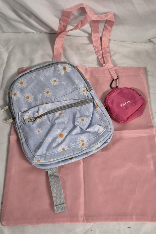 New Small Daisy Backpack & Travel Bag