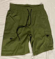New Size Med Men&rsquo;s Drawstring style Cargo Shorts