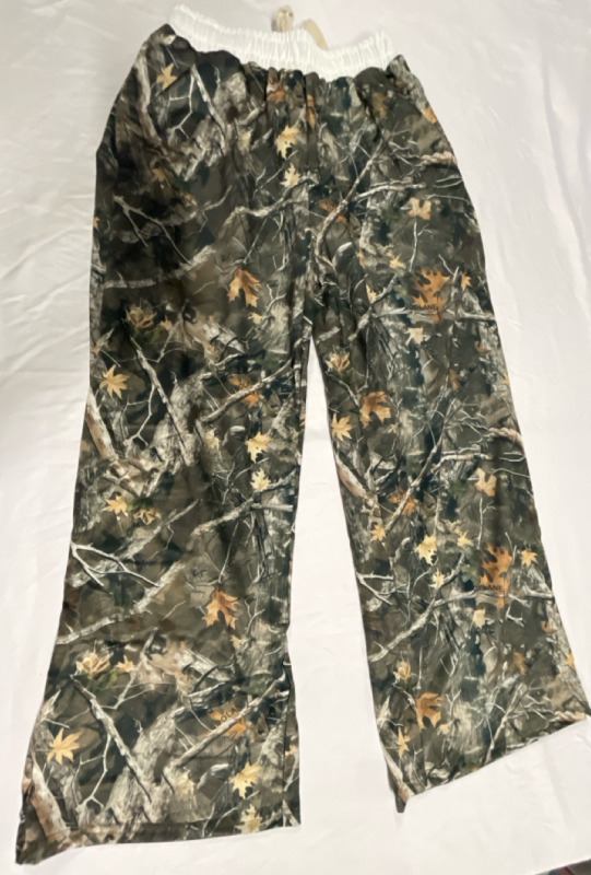 New Size Small Unisex Wide Leg Forest Camo Print Lounge Pants