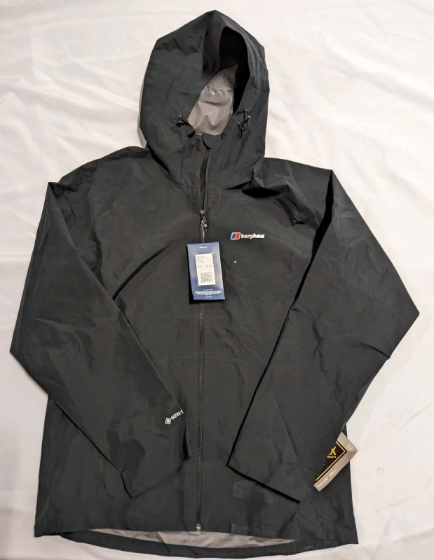 New Berghaus Gore-Tes Pacilite Shell. XL