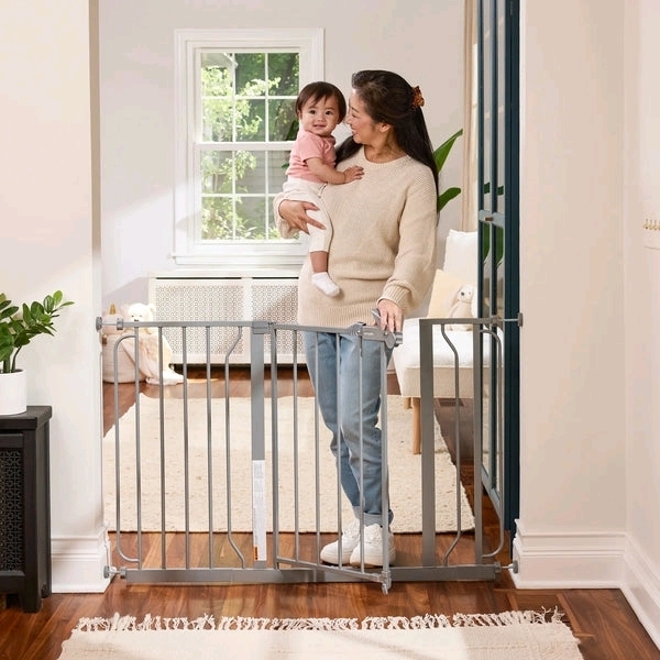 As New - As Is Regalo Baby Safety Gate. 29"-49" Wide.