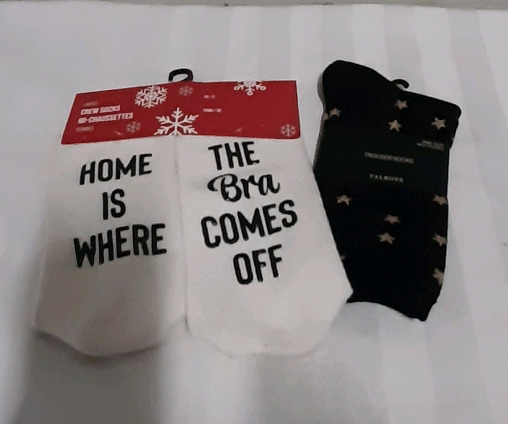 New 2 Pair of Socks in Original Packaging