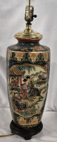 Vintage Beautiful Ceramic Asian Design Lamp - Working