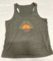 New Sz XL Ladies Racer Back Tank Top with Sun Graphic