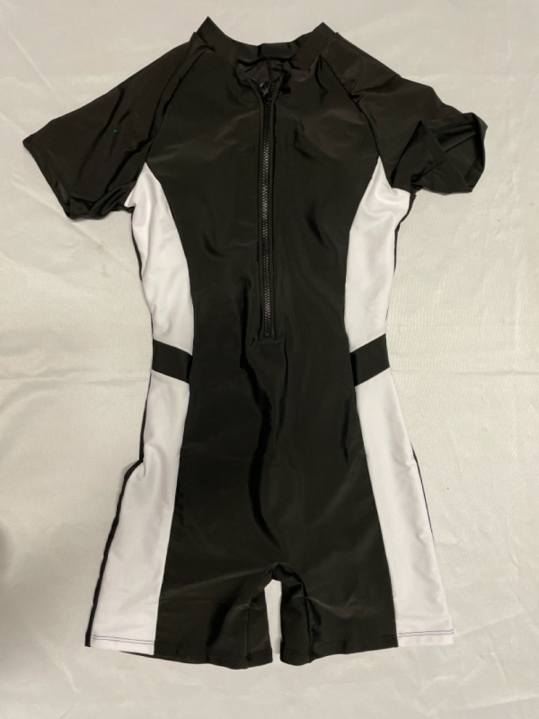 New Sz Medium Ladies 1 pc Swimsuit with Short Sleeves and Boy Cut Shorts | Front Zip | Molded, Removable Cups