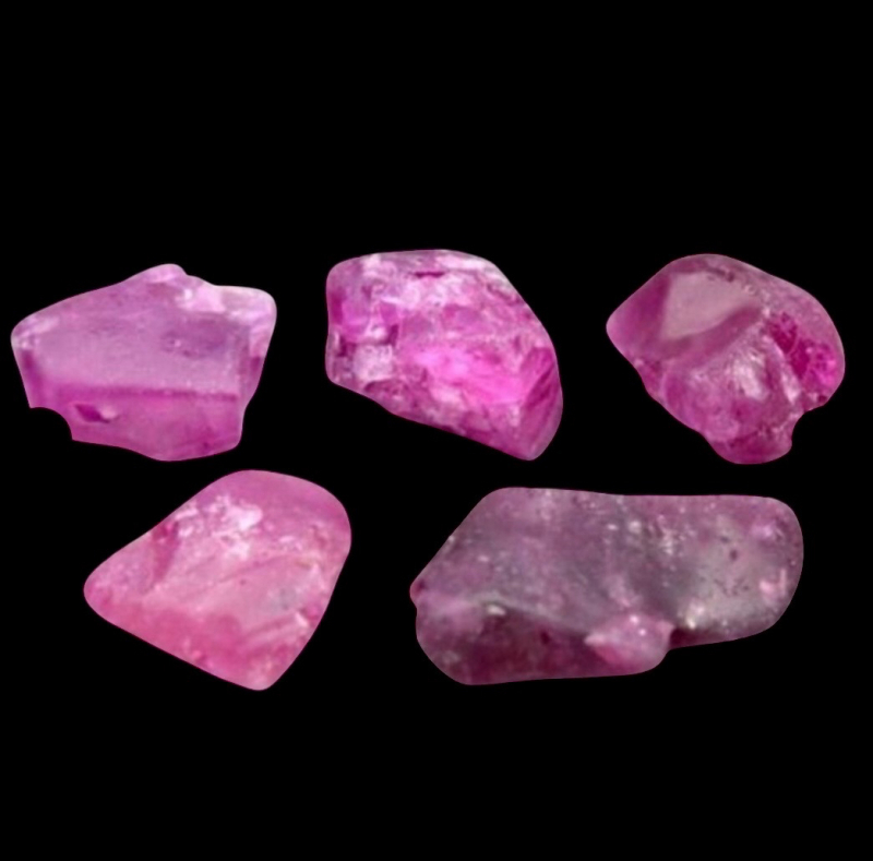 5 Pieces 5.67ct t. W Rough Unheated Purplish Pink Sapphire Gemstones Madagascar