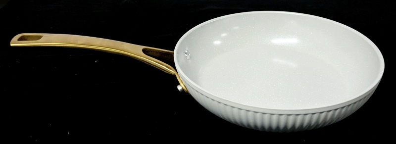 New Thyme & Table Signature Ribbed Ceramic Non-Stick 8" Skillet Suitable For All Cook Tops
